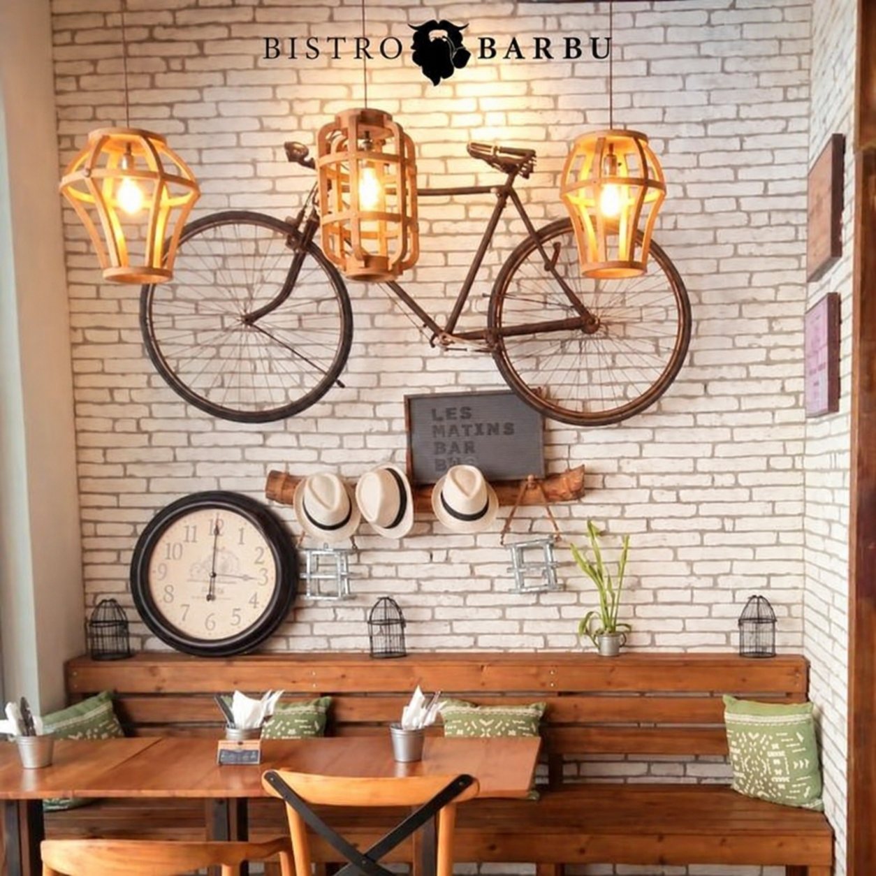 Bistro Barbu — vélo mural